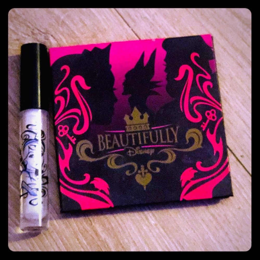 Collectible Disney Maleficent & Cinderella bundle